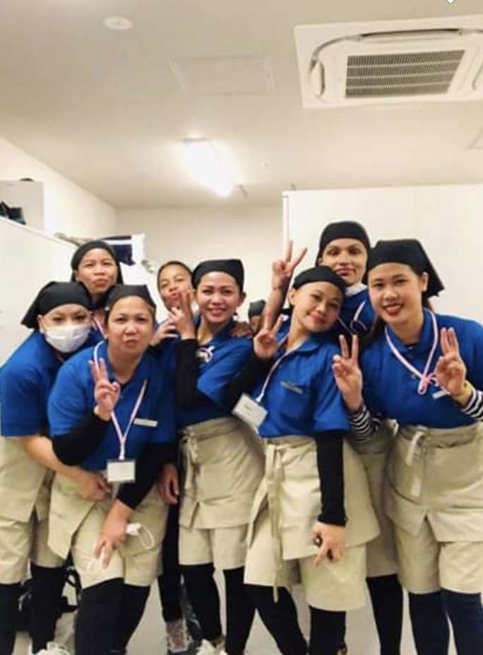 スタッフ集合写真